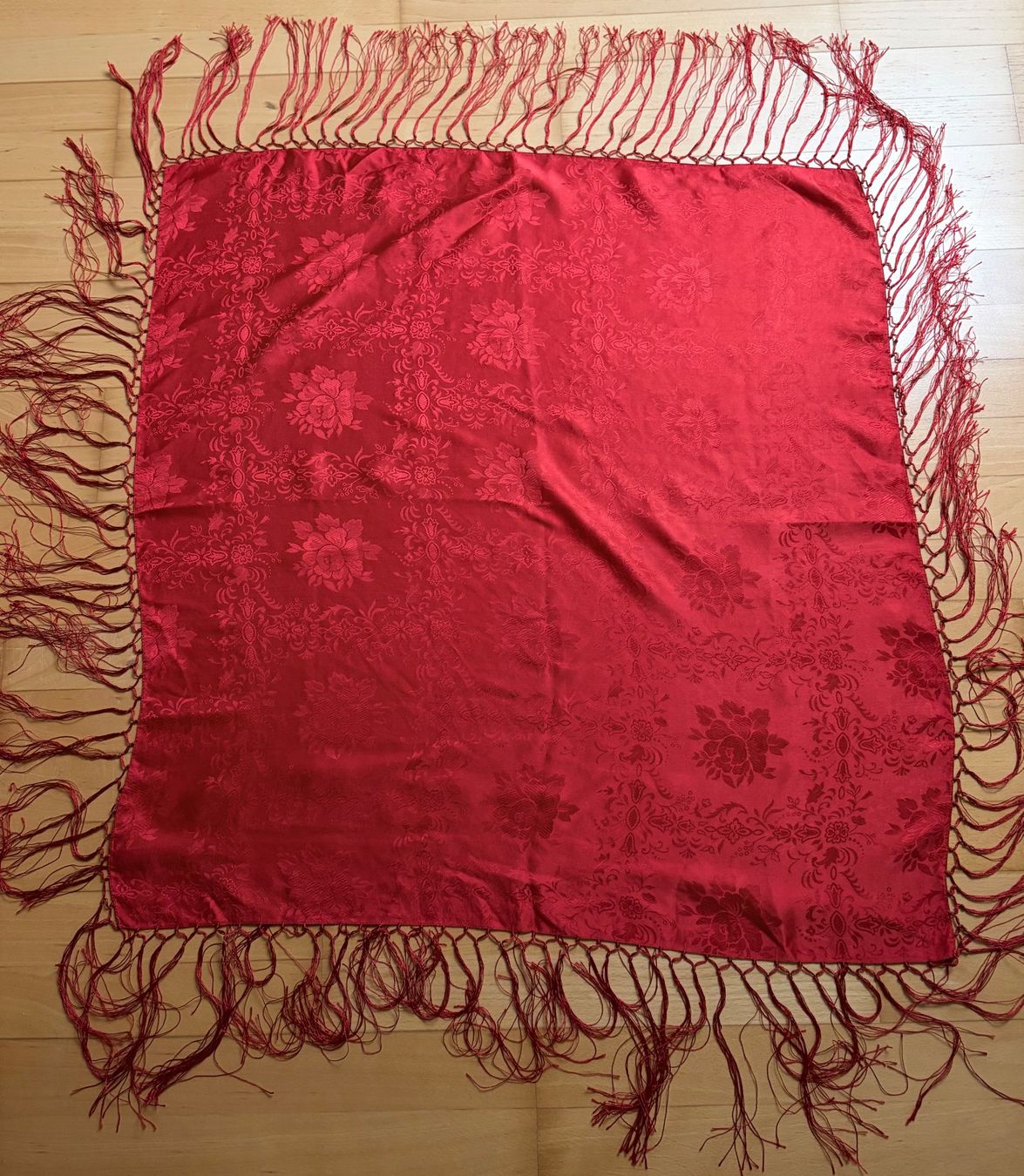 Foulard & Sciarpe: Seide Foulard – Usato da Unterägeri venduto da Jutka_04 2