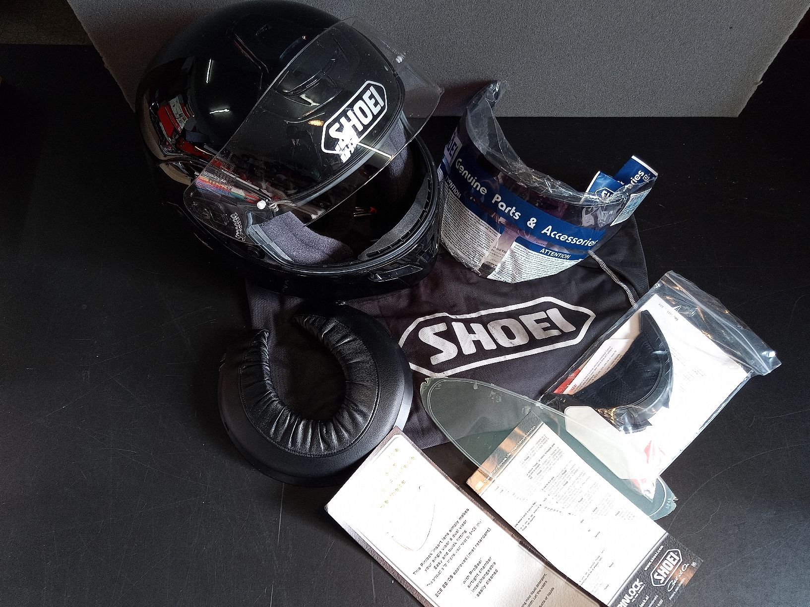 Caschi & visiere: SHOEI Helm mit Zubehör  – Usato da Reiden venduto da Zofi-Brocki 1