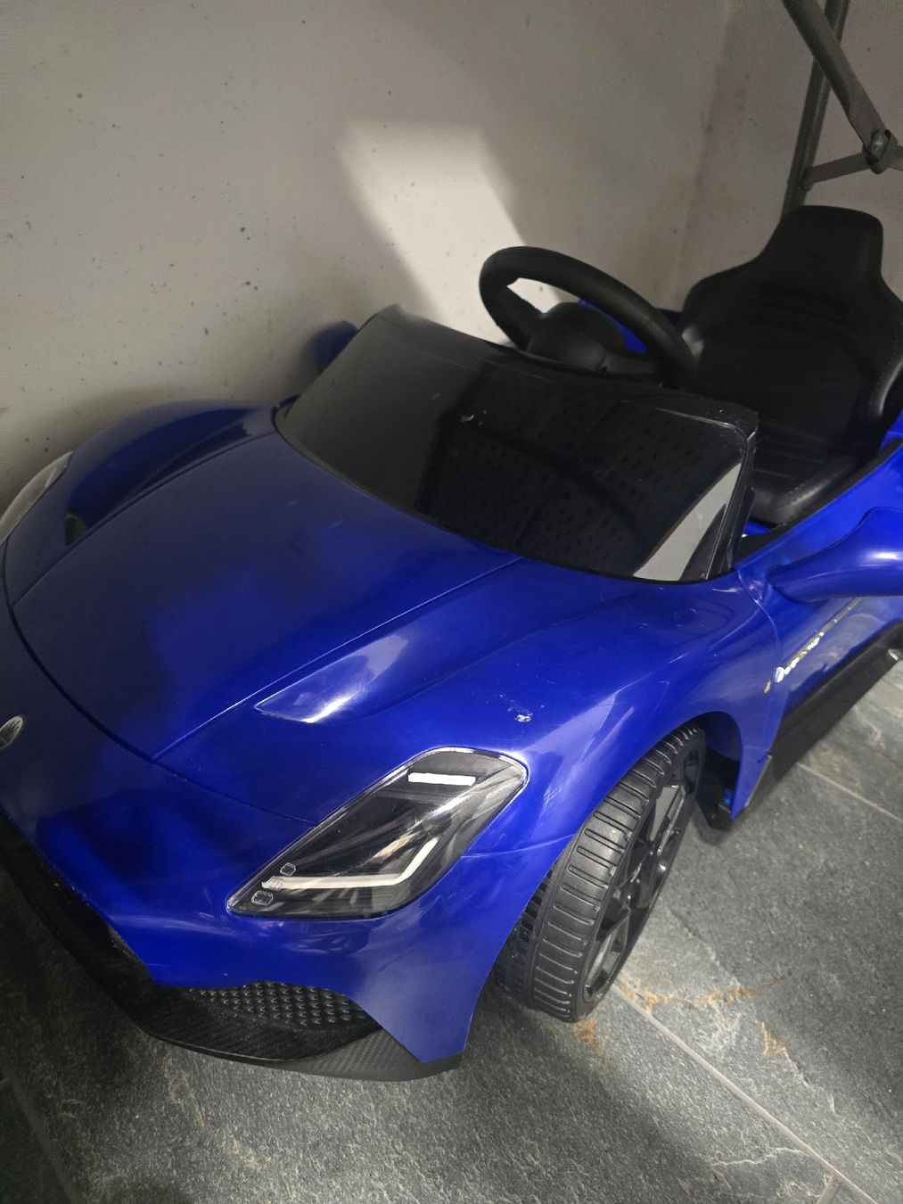 Veicoli per bambini: Kinder Fahrzeug Maserati – Usato da Boniswil venduto da saz_ycz6 2