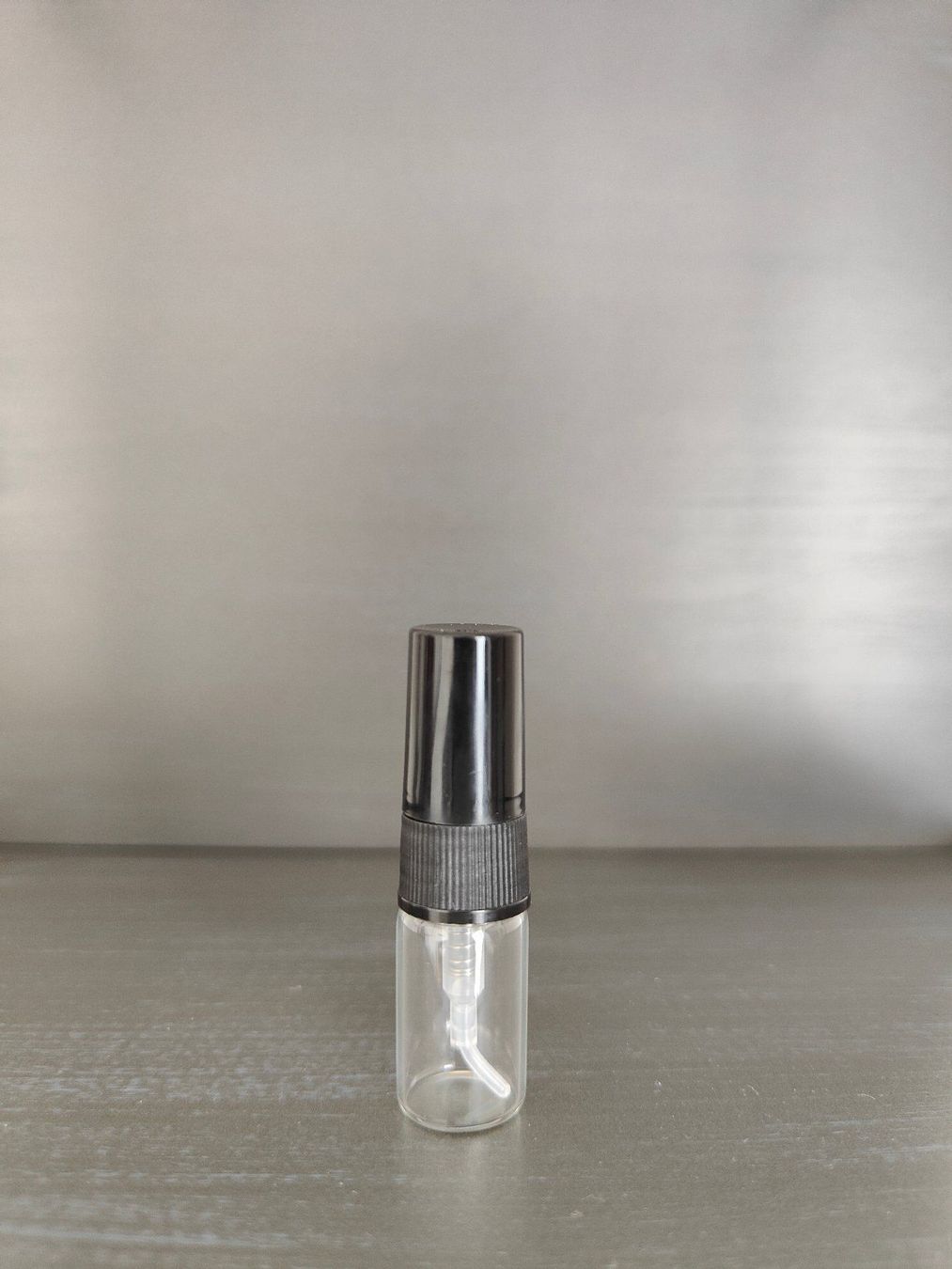 Van Cleef Parfum & Eau de Toilette: Bois Doré - Van Cleef & Arpels 1.5ml Abfüllung / Probe – Neu (gemäss Beschreibung) aus Root von FragranceEla 1