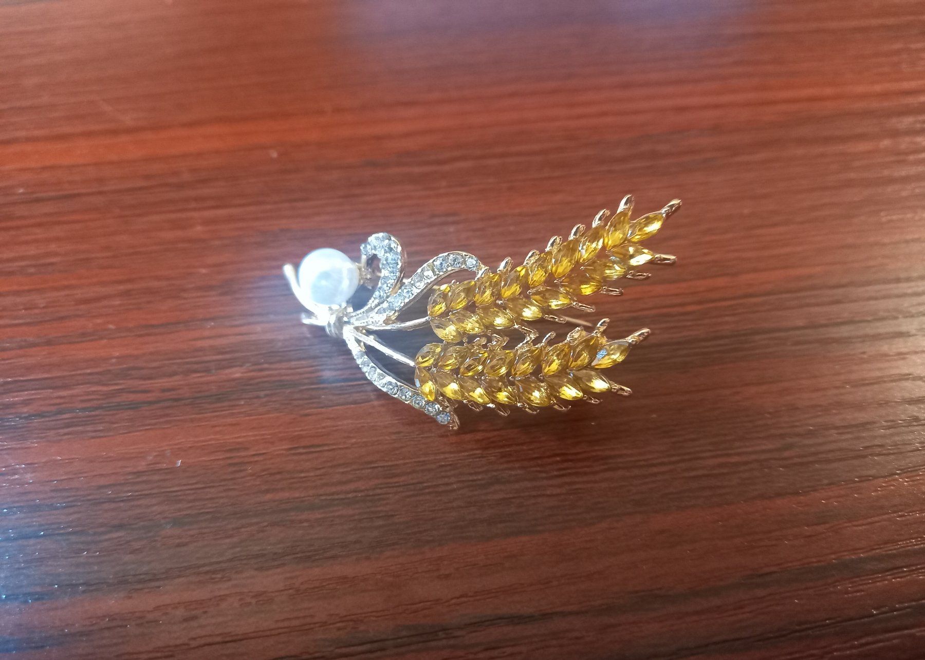 Broschen & Nadeln: 5x Goldene Brosche Ähren Perle Strass Vintage - Broche blé – Neu und originalverpackt aus Bussigny von NATURALO 1
