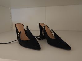 Schwarze Even&Odd Pumps Gr. 39 mit Goldkette