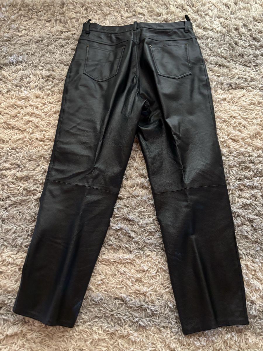 Pantaloni: Lederhosen schwarz Grösse 50 – Usato da Bellach venduto da Legdance 1