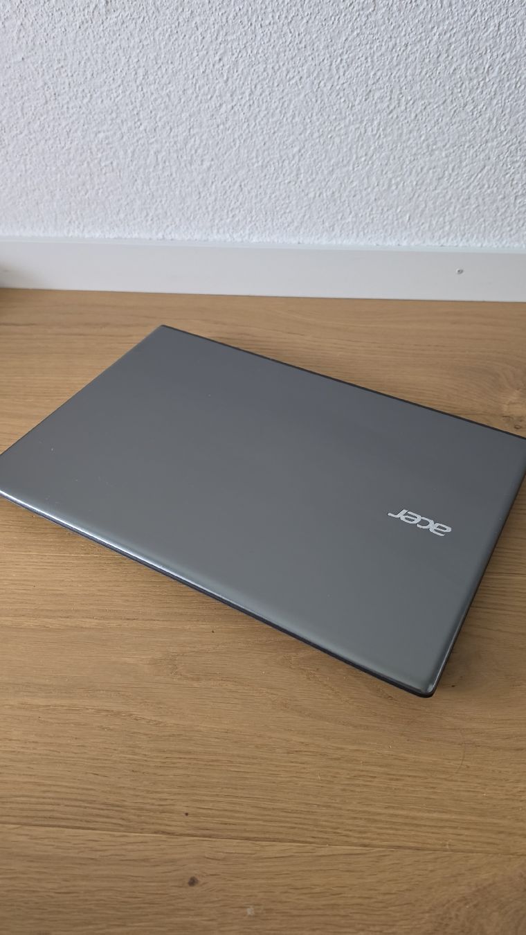 Acer Portables: Acer Aspire E5-576G – D'occasion à Hochdorf par fab00 2