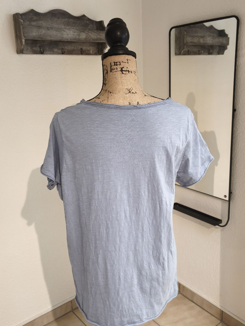 T-shirt: Chicoree Shirt, Gr. L, Top Zustand,  hellblau! – Usato da Emmetten venduto da SecondhandSiska 2