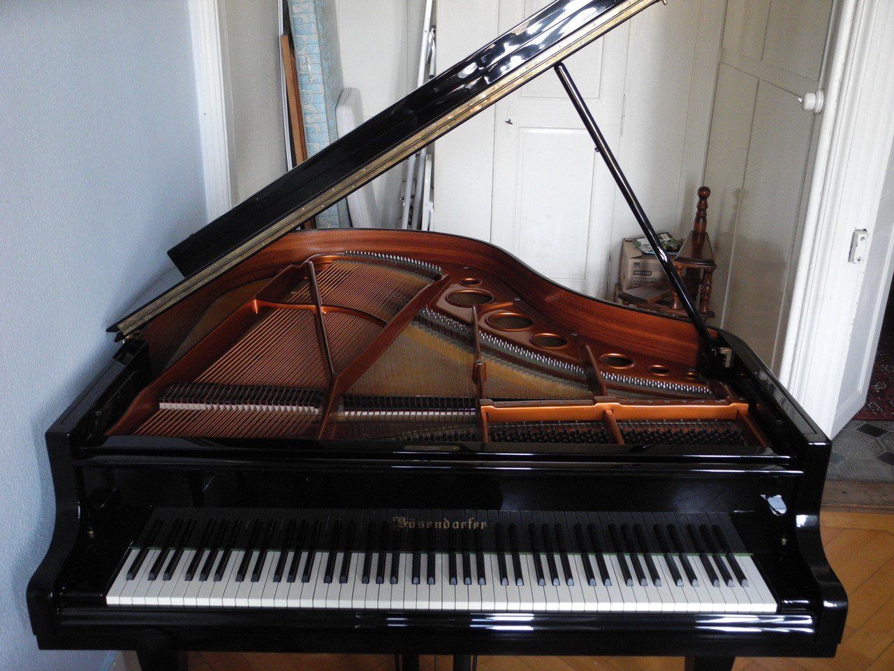 Bösendorfer Strumenti musicali: Bösendorfer 170, schwarz poliert – Usato da Bern venduto da Heutschipiano 2