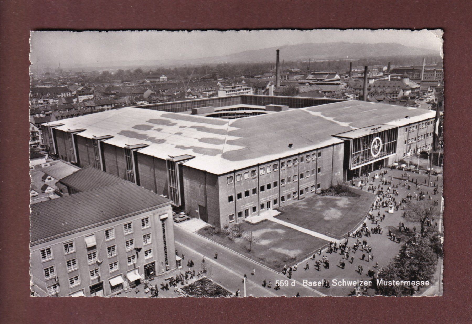 Cartes postales: BASEL - Mustermesse // Falte // – D'occasion à Pully par nicecards-shop