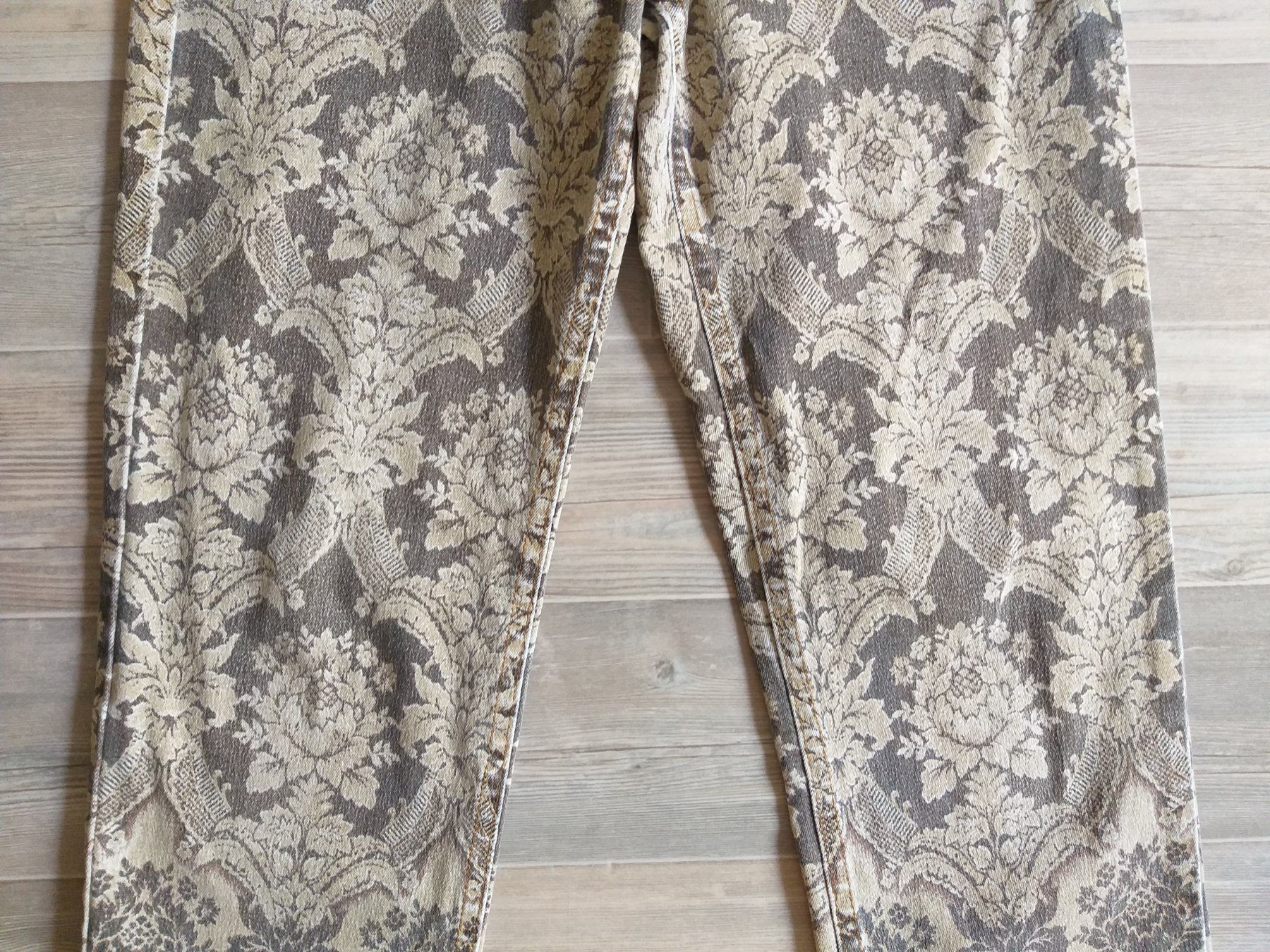 Roberto Cavalli Jeans: ROBERTO CAVALLI Jeans taille / Grosse XS – Gebraucht aus Cossonay-ville von Super-Price-Quality 2