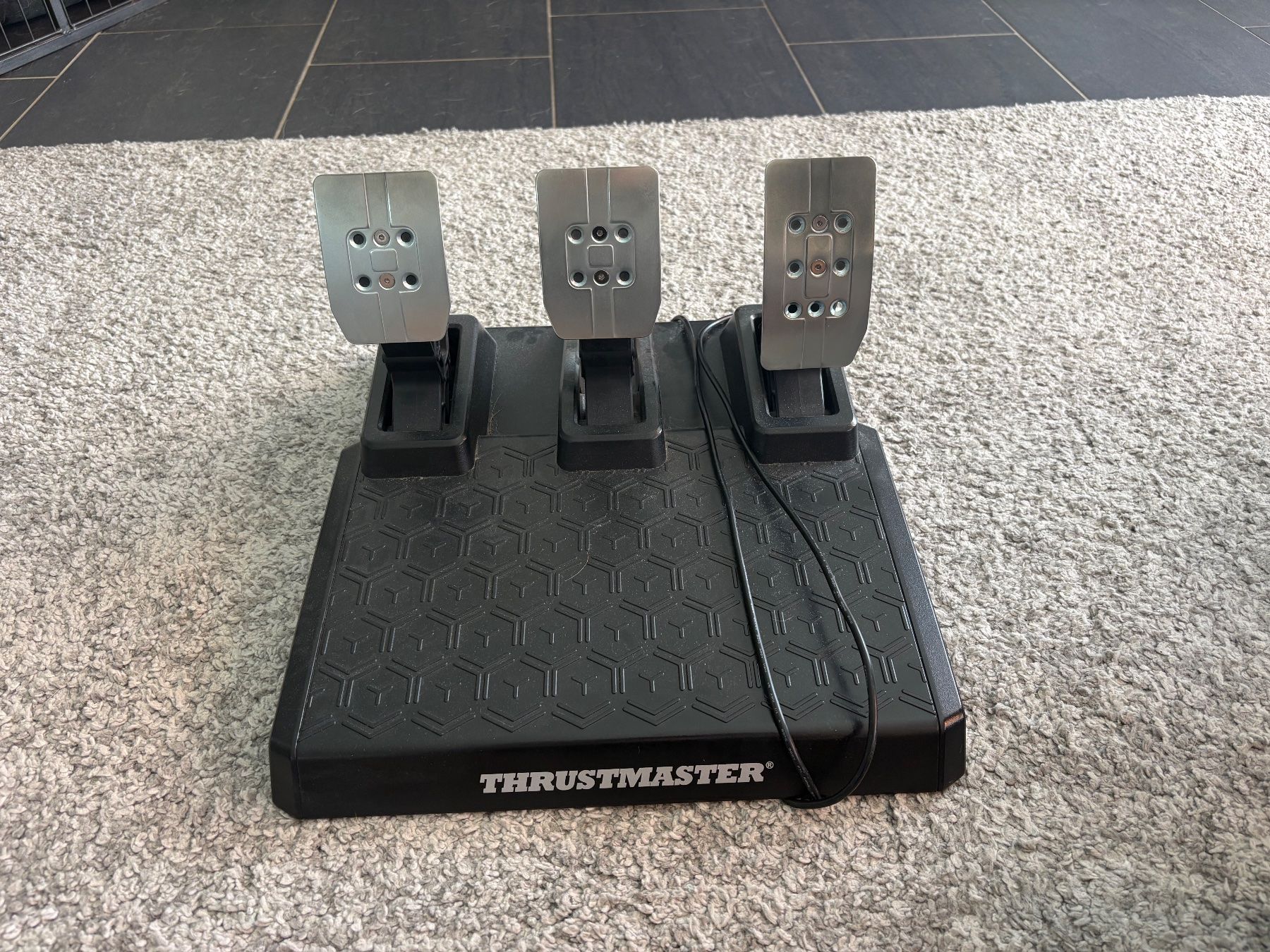 Console: Thrustmaster SF1000 Ferrari Lenkrad mit Pedalen Set – Usato da Schalunen venduto da phep23 5