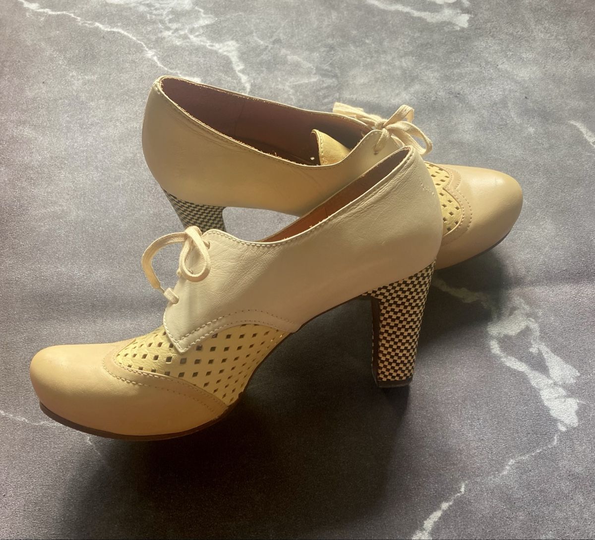 Chie Mihara Scarpe da donna: Chie Mihara Pumps 39 – Usato da Schlieren venduto da kaj_xvx7 1
