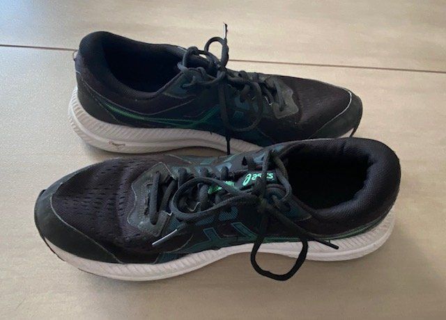 Asics Herrenschuhe: Asics Laufschuhe Herren Grösse 45 – Gebraucht aus Fahrweid von Tweety070 3