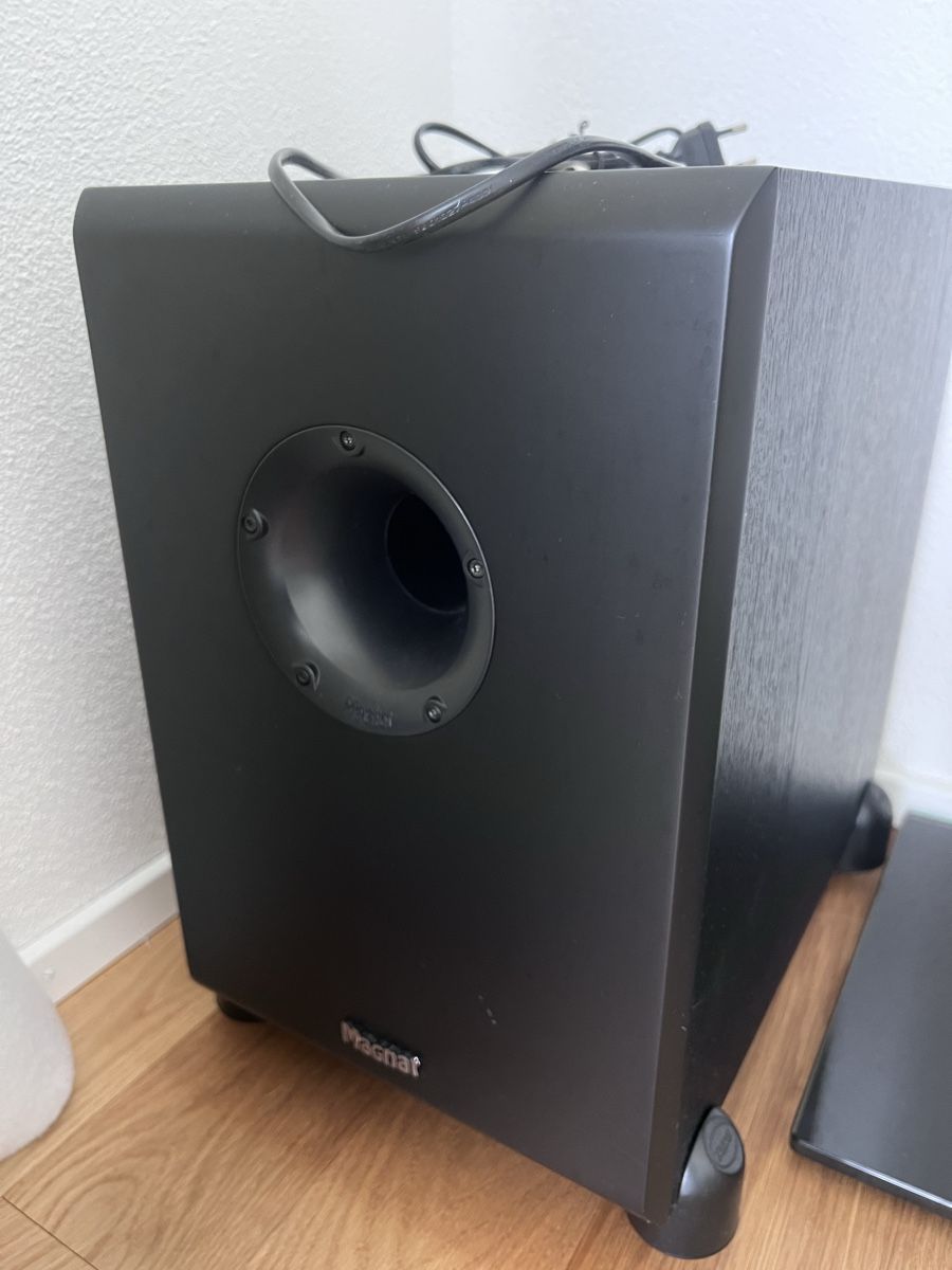 Magnat Casse acustiche: Subwoofer Magnat – Usato da Stansstad venduto da maanila