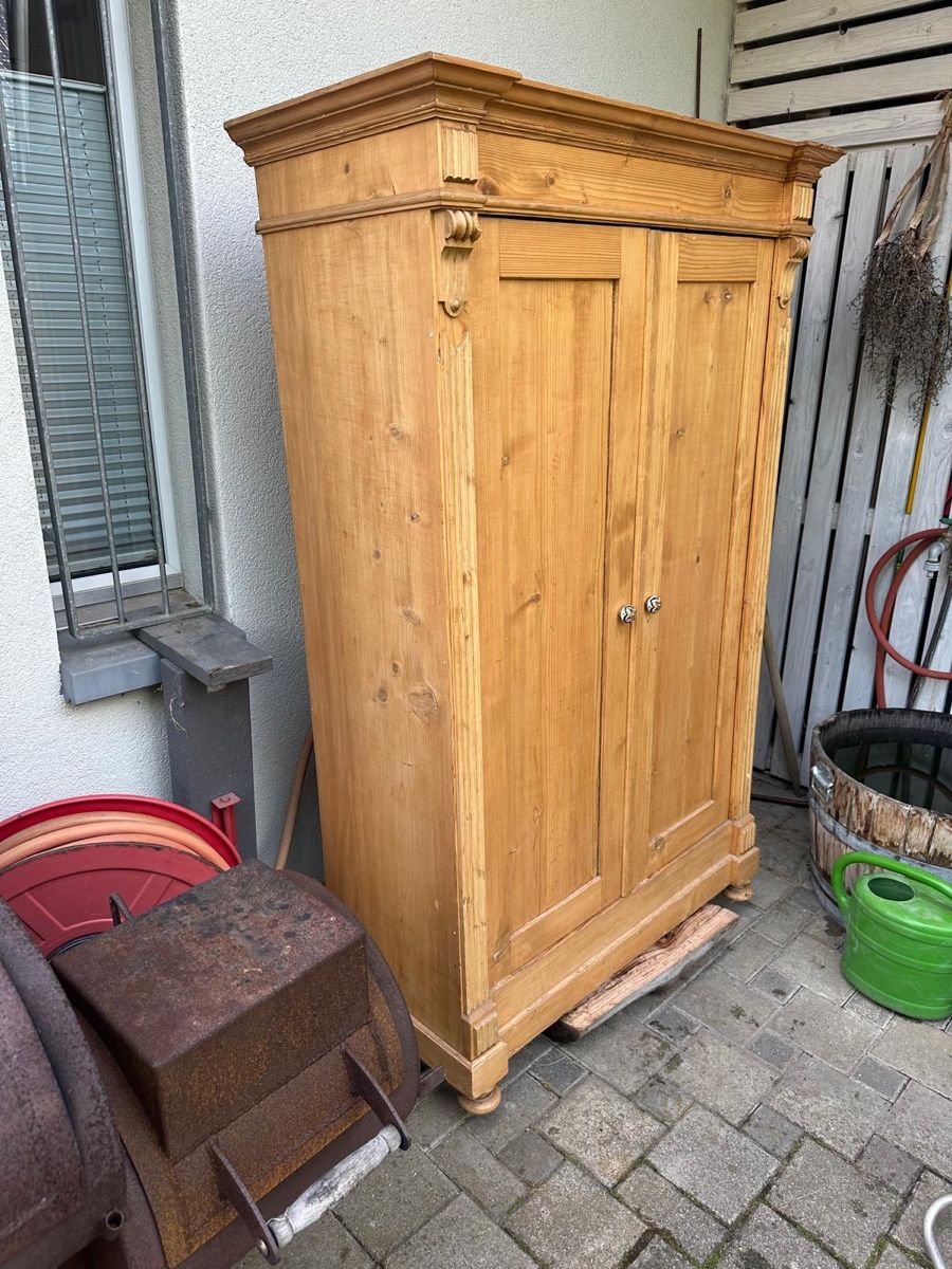 Schränke: Antik Holzschrank – Gebraucht aus Dagmersellen von a.gnt01 1
