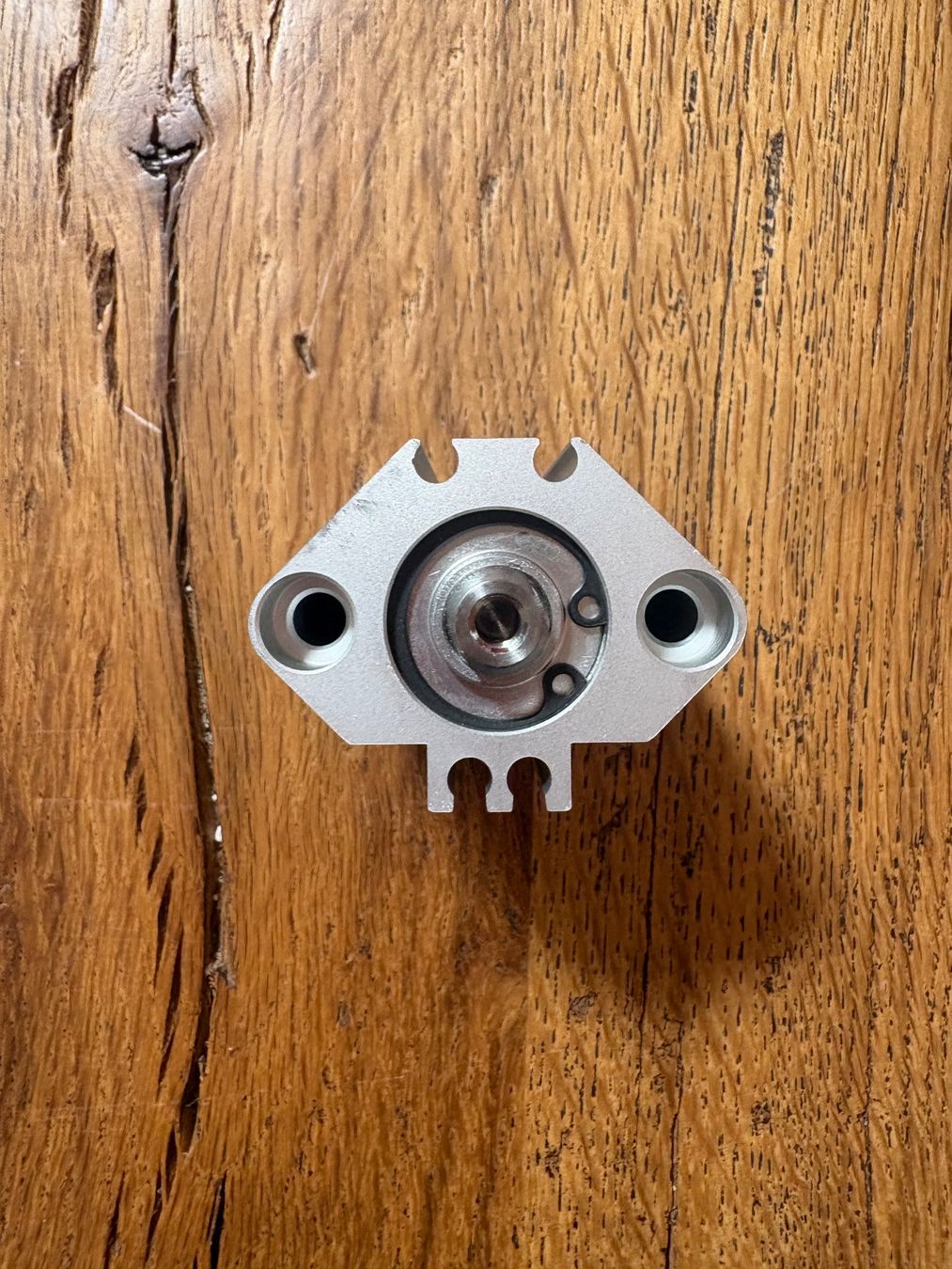 Autres fournitures industrielles: Kompaktzylinder CDQ2B20-20DZ – Neuf avec emballage d'origine à Hedingen par Luana02 1