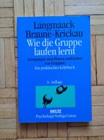 Wie die Gruppe laufen lernt.