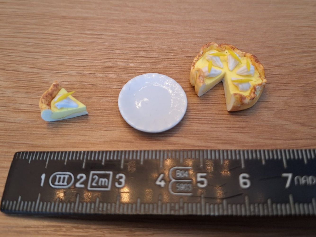 Puppenhäuser & -möbel: Handmade Lemon Pie – Neu (gemäss Beschreibung) aus Zürich von HandmadeTinyFood 1