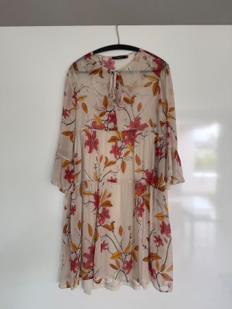 Damenkleid Seide mit Blumenmuster