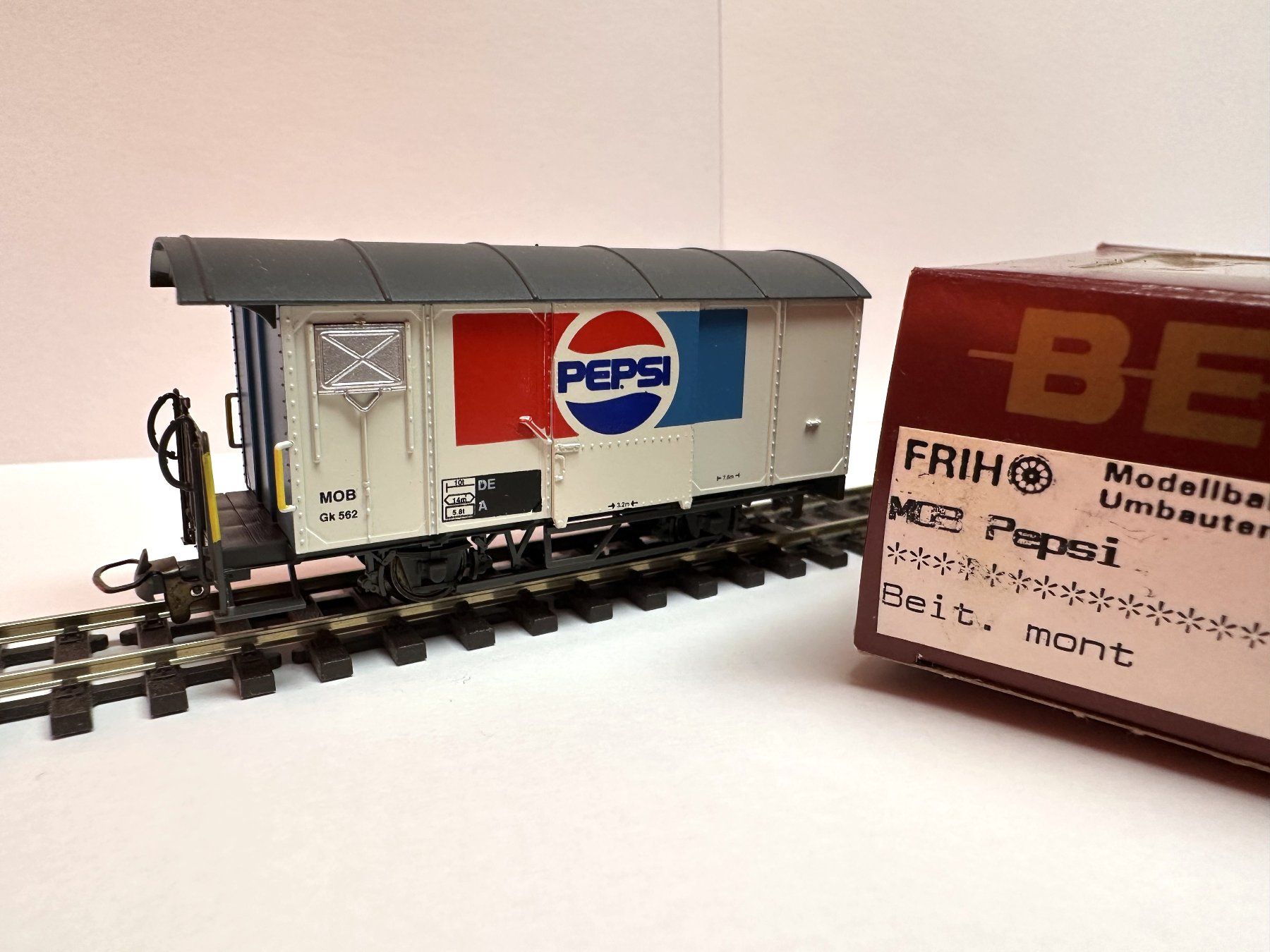 Friho Modelleisenbahnen: Friho - MOB Gk 562 "Pepsi" – Neu (gemäss Beschreibung) aus Domat/Ems von mmx4001 3