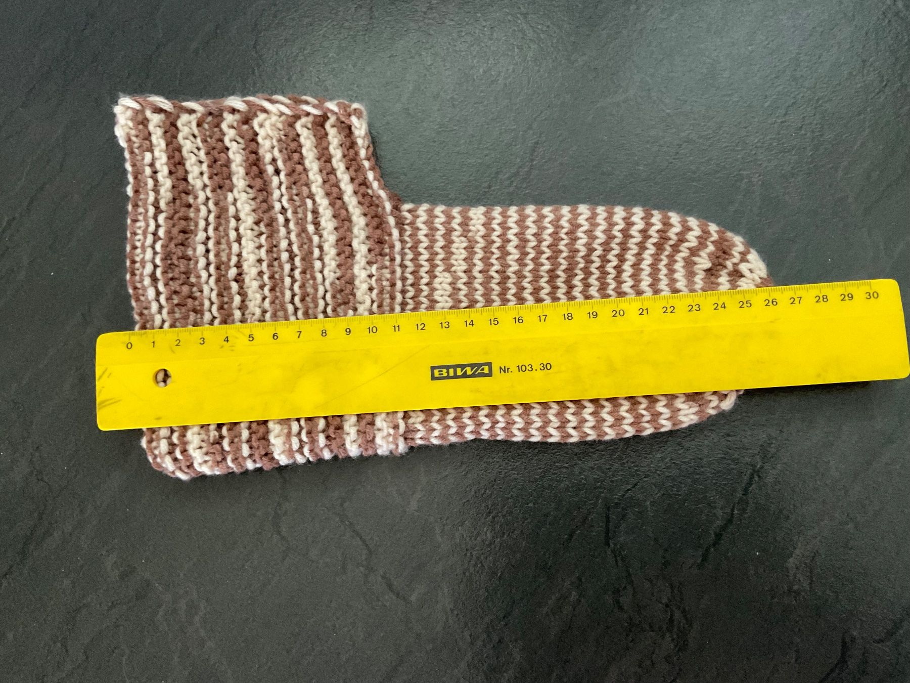 Calze: Handgestrickte Bettsocken Gr. 40/41 – Nuovo (secondo la descrizione) da Wetzikon ZH venduto da FeeF 1