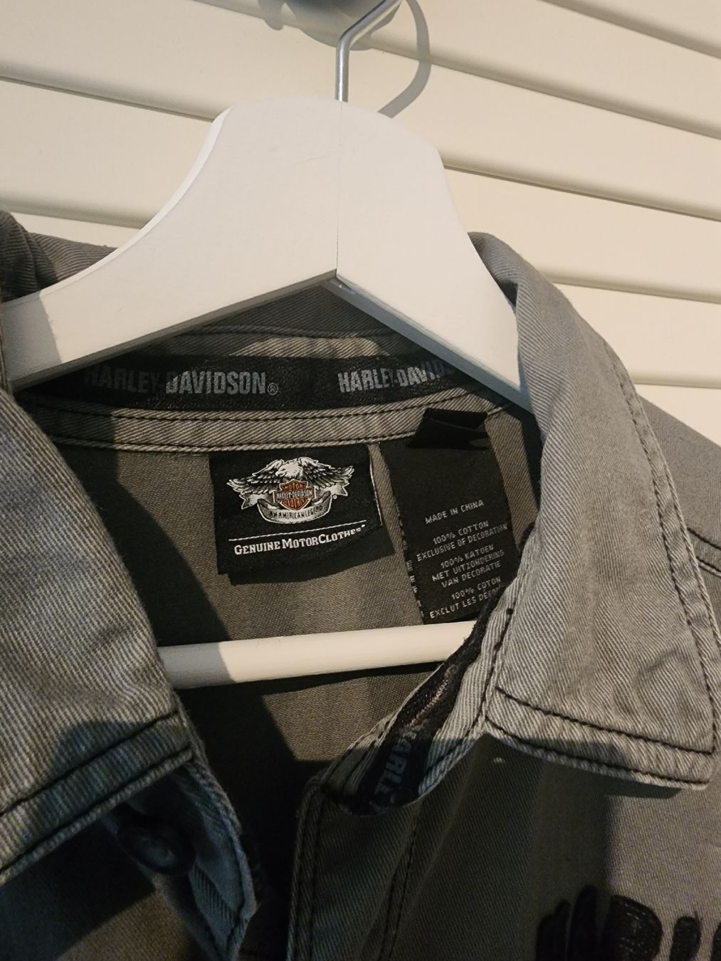 Harley-Davidson Camicie: Harley Davidson Kurzarmhemd Grau Gr. M Top Zustand – Usato da Berneck venduto da erato6 1