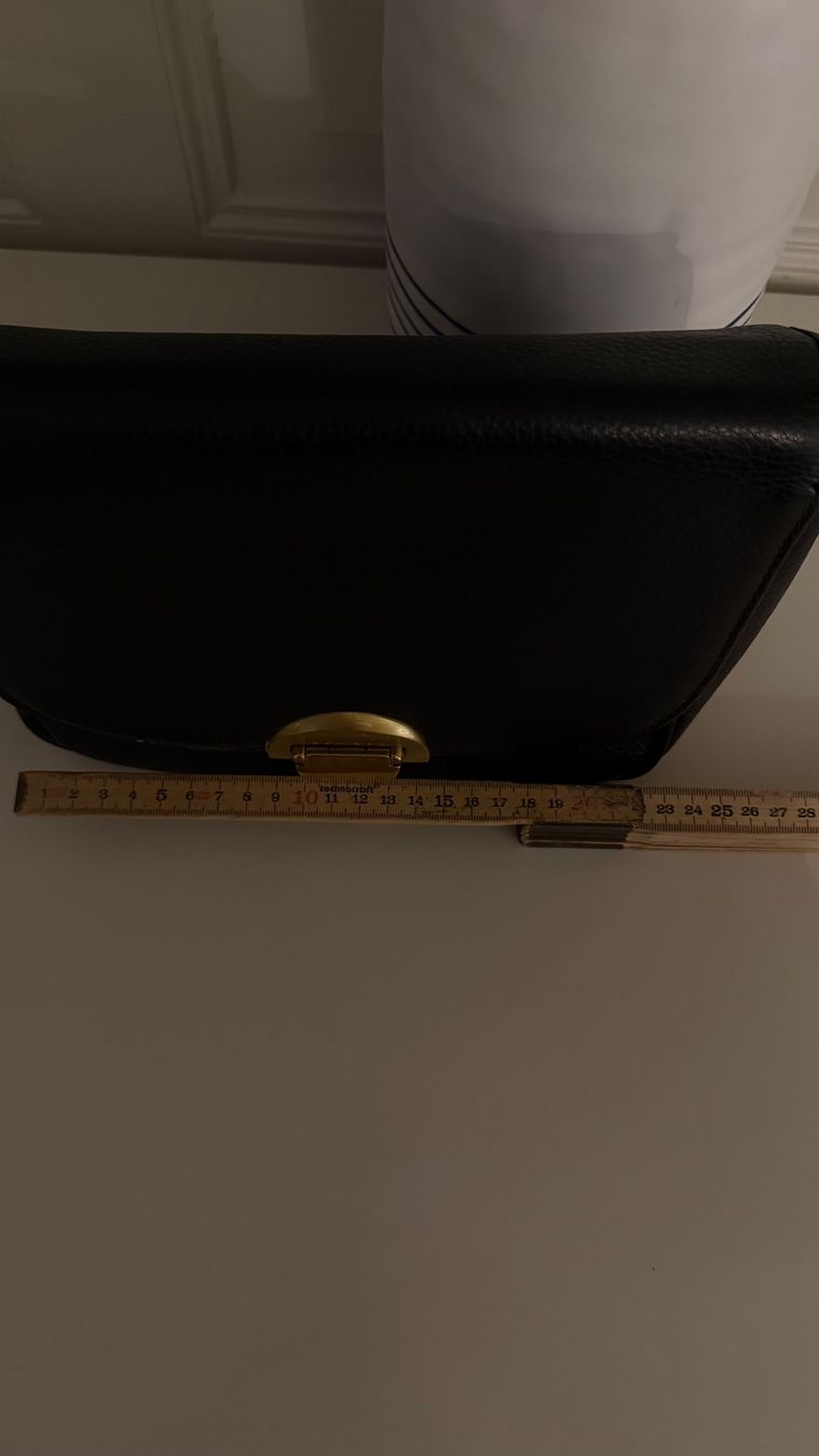 Bogner Borse da donna: Edle BOGNER Ledertasche, Schwarz & Gold – Usato da Zürich venduto da ana_7wny 7