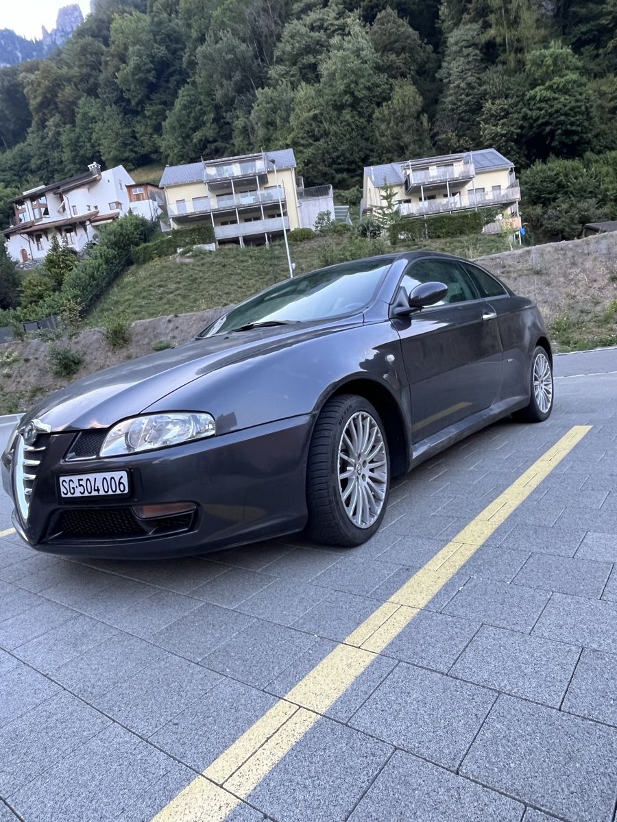 Autos: Alfa romeo GT – Gebraucht aus Sargans von lor_jfk2 2