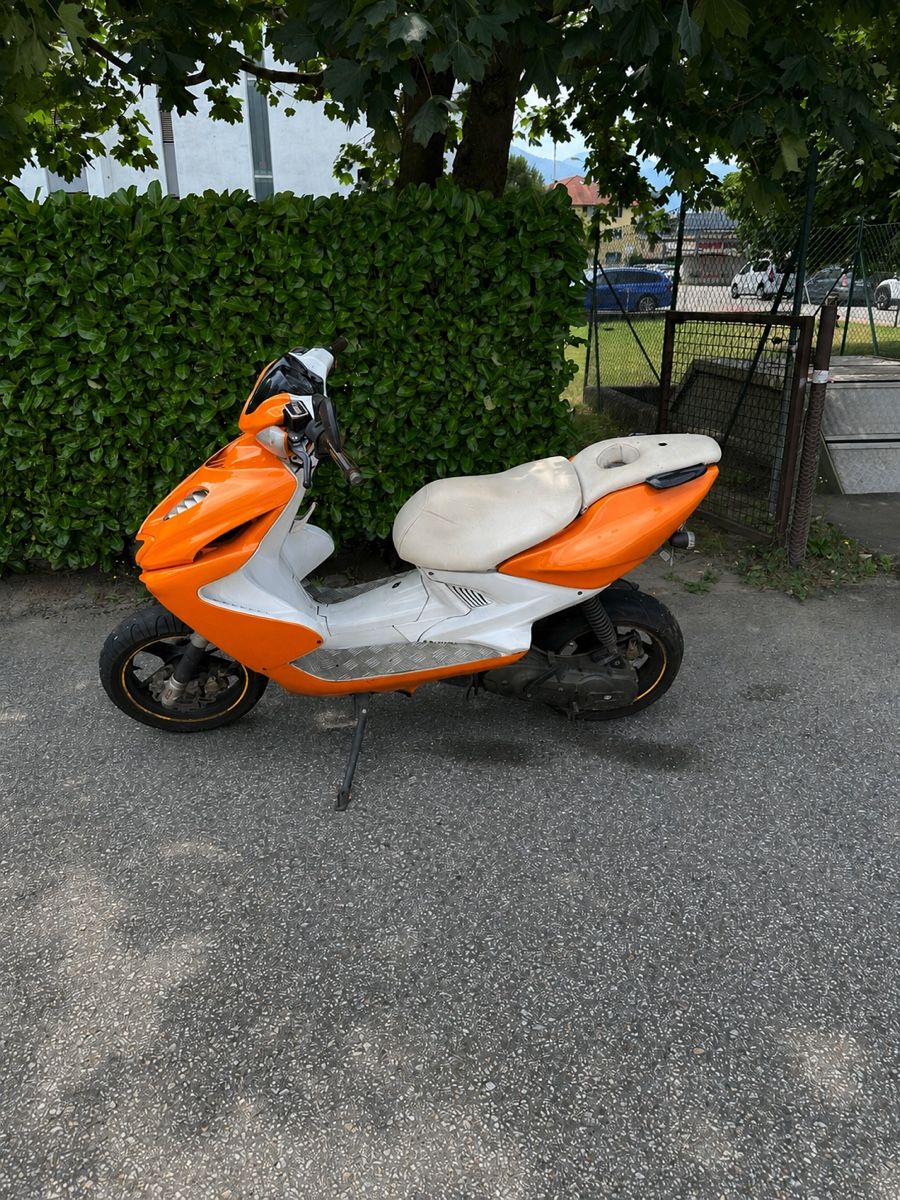 Yamaha Scooters: YAMAHA AEROX 50 – D'occasion à Bellinzona par sim_6qzp 2