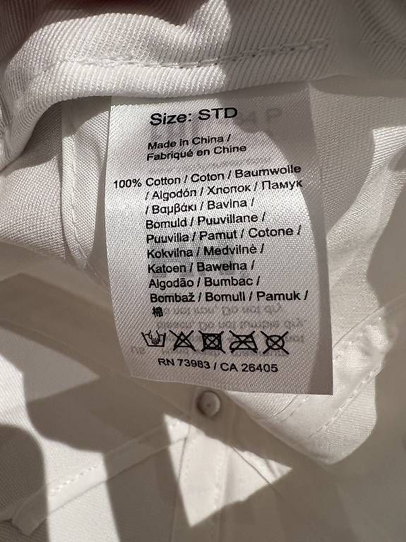 Altro in  Abbigliamento & Accessori: Helly Hansen Cap weiss – Usato da Sevelen venduto da ale_v29l 2