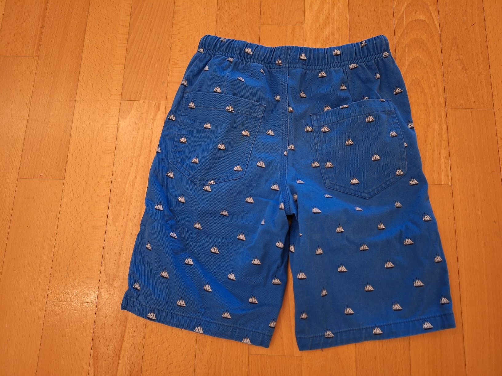 Pantalons: Shorts in Gr. 122 – D'occasion à Horgen par snickers58 1