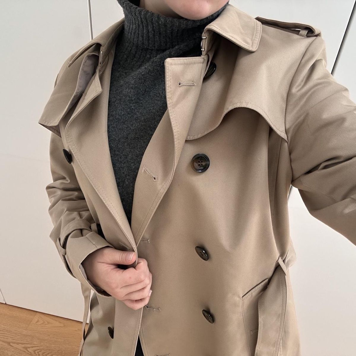 H&M Cappotti: Beige long Trenchcoat from H&M – Nuovo (secondo la descrizione) da Winterthur venduto da tha_fvg2 3