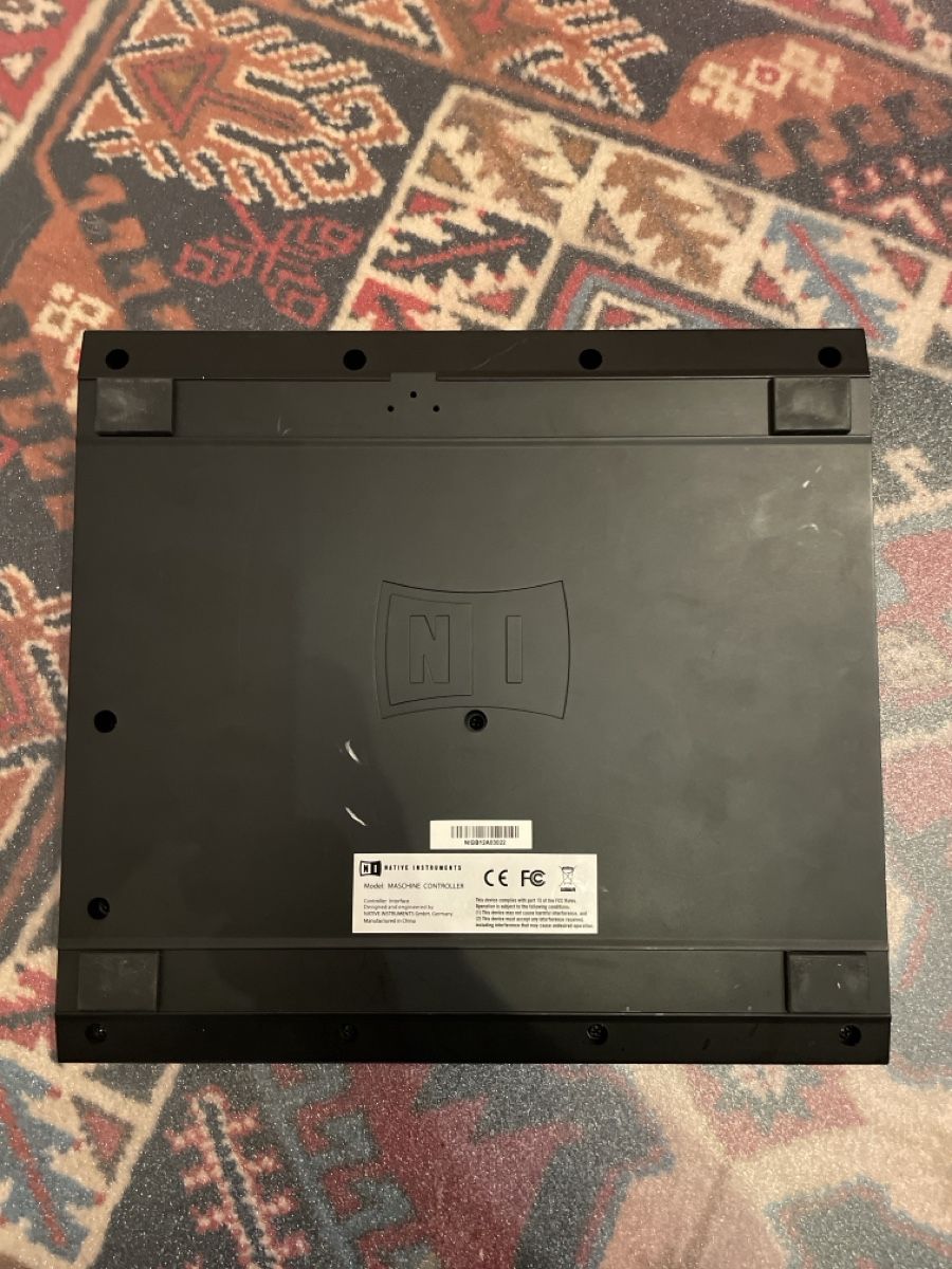 Native Instruments Strumenti musicali: NativeInstruments NI Maschine Studio Controller – Usato da Herzogenbuchsee venduto da MOTIVWERK_CH 4