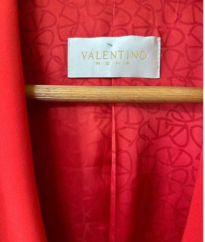 Valentino Vestes: Allentino giacca rosso – D'occasion à lugano par rob_g7hc 1
