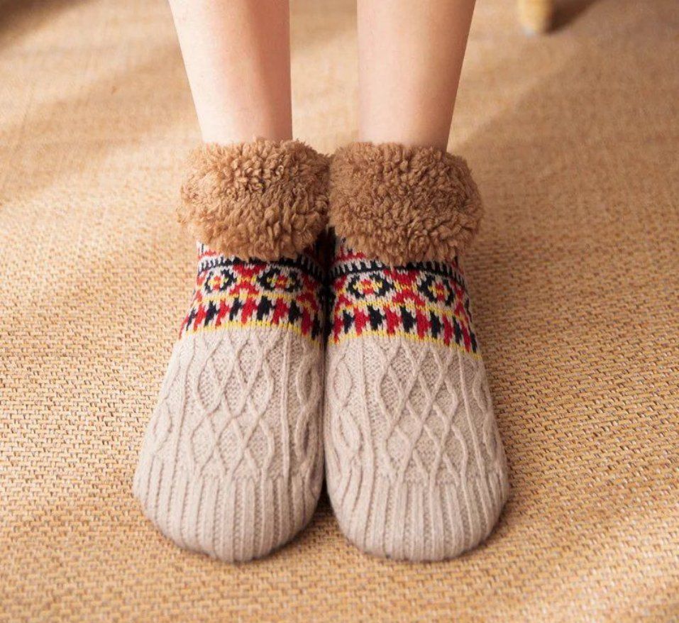Socken: 3x Superwarme Wintersocken - Chaussette super chaude – Neu und originalverpackt aus Bussigny von NATURALO 1
