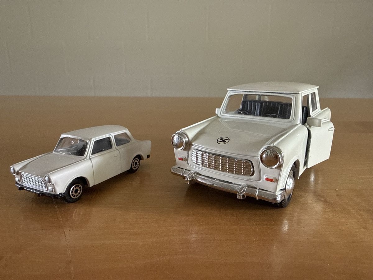 Modellini d'auto: 2x Trabant 601 Oldtimer Modellauto DDR  – Usato da Hünenberg See venduto da Cheetah4