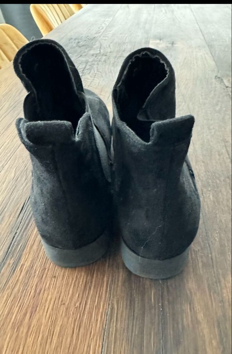 Chaussures femmes: Stiefelette Grösse 39  Claudia Ghizzani – D'occasion à Pfeffikon LU par pepino17 3