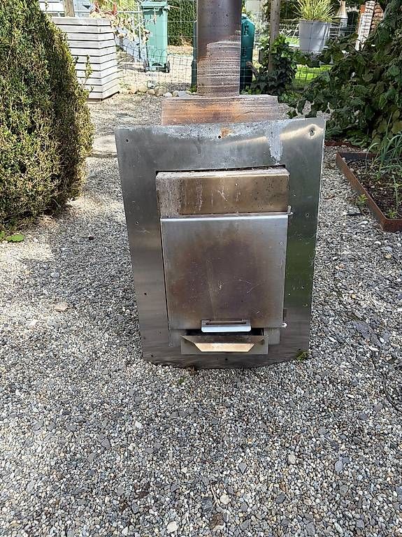 Radiatori: Hot Pot Ofen – Usato da Eschlikon TG venduto da Loui3 2