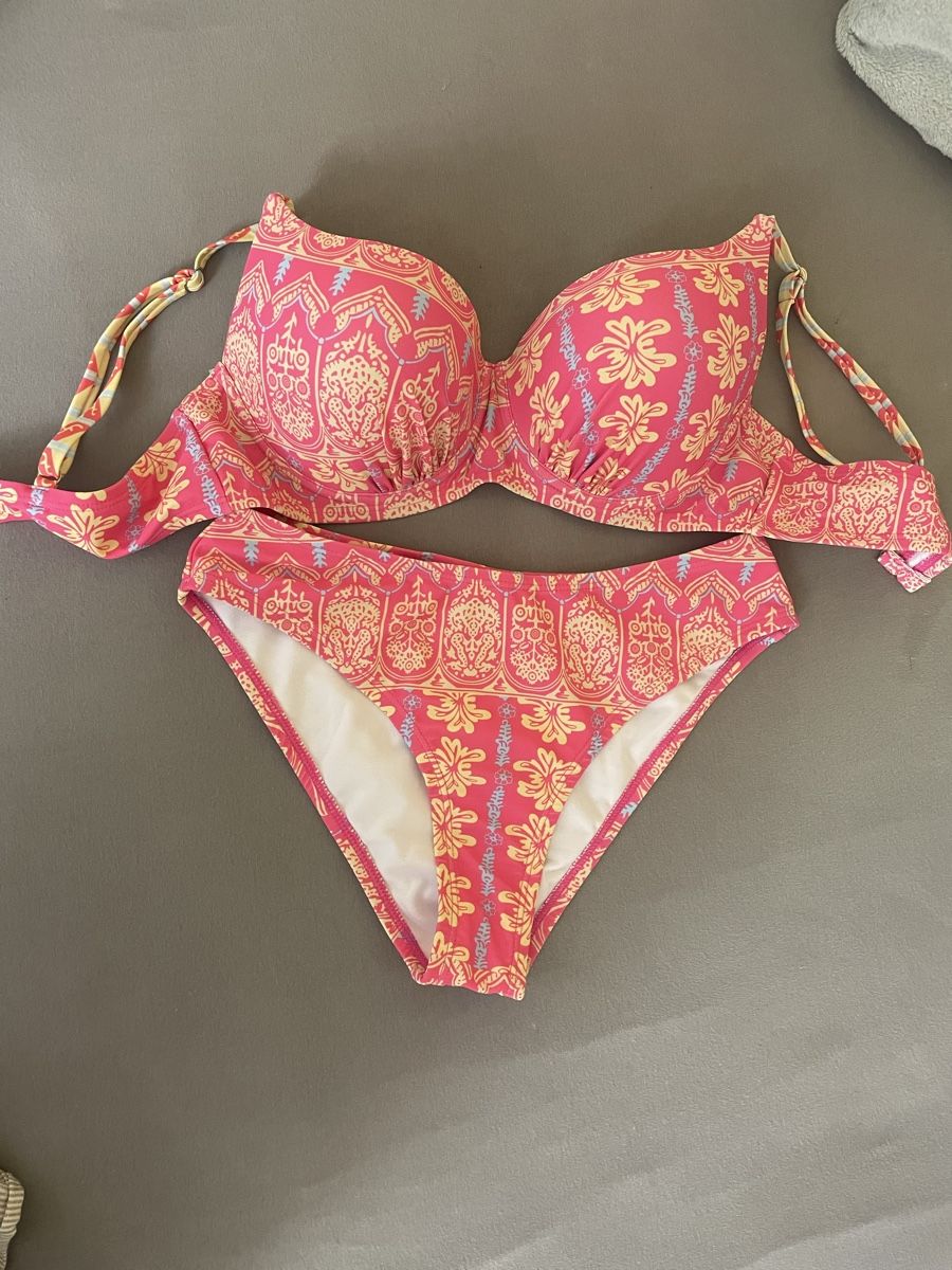 Costumi da bagno & Bikini: Bikini pink – Nuovo (secondo la descrizione) da Dittingen venduto da nje_9nlt