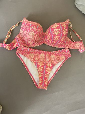 Bikini pink