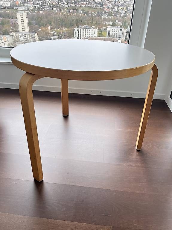 Tavoli: Artek Tisch, 65cm Höhe  – Usato da Zürich venduto da joe_zh8048