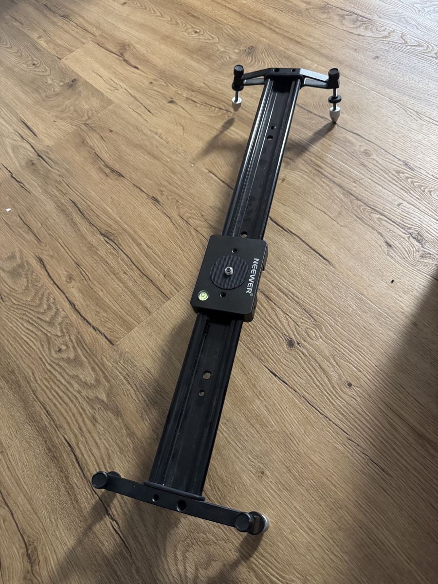 Altro in Decorazioni & Accessori: Neewer Camera Slider 50cm aluminium black – Usato da Buchs SG venduto da ant_927d
