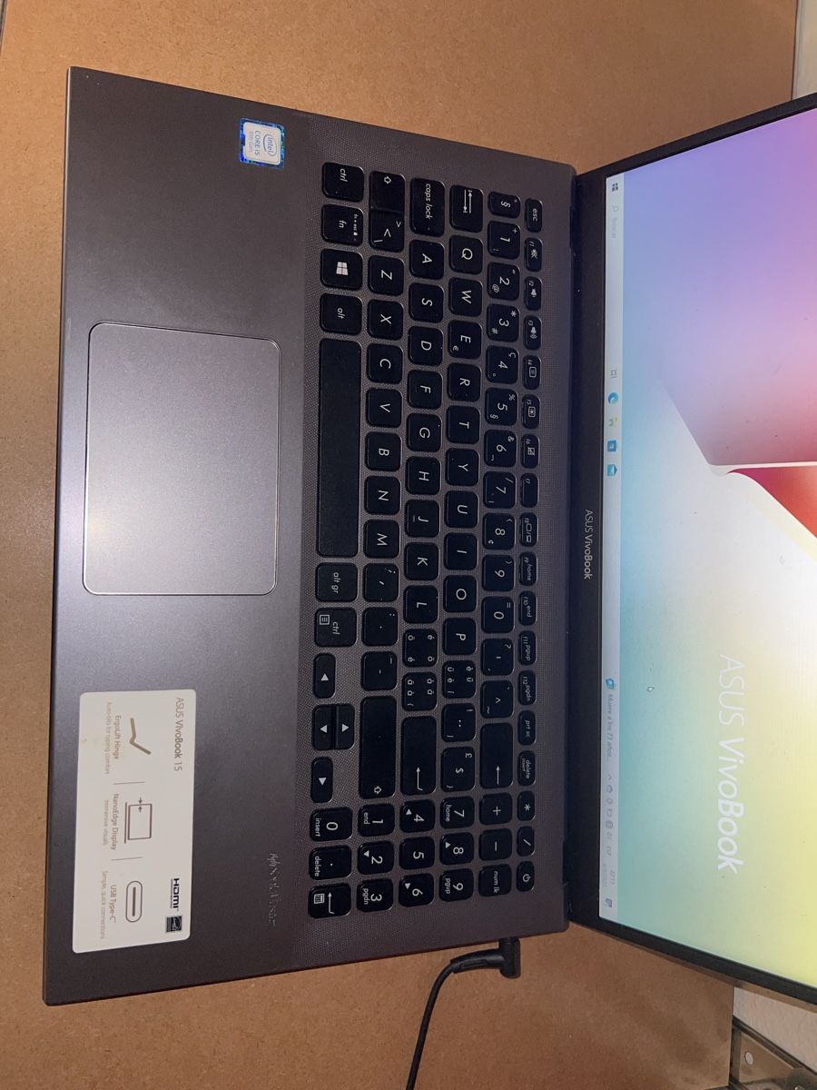 Asus Portables: ASUS VivoBook – D'occasion à Basel par mat_zbw5 1