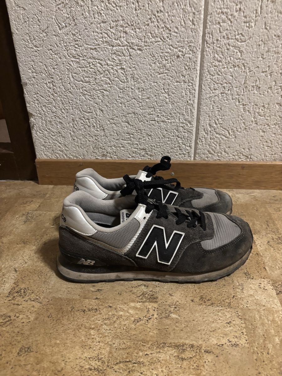 New Balance Scarpe da uomo: New Balance Schuhe 42.5 – Usato da Wünnewil venduto da Lyman444 1