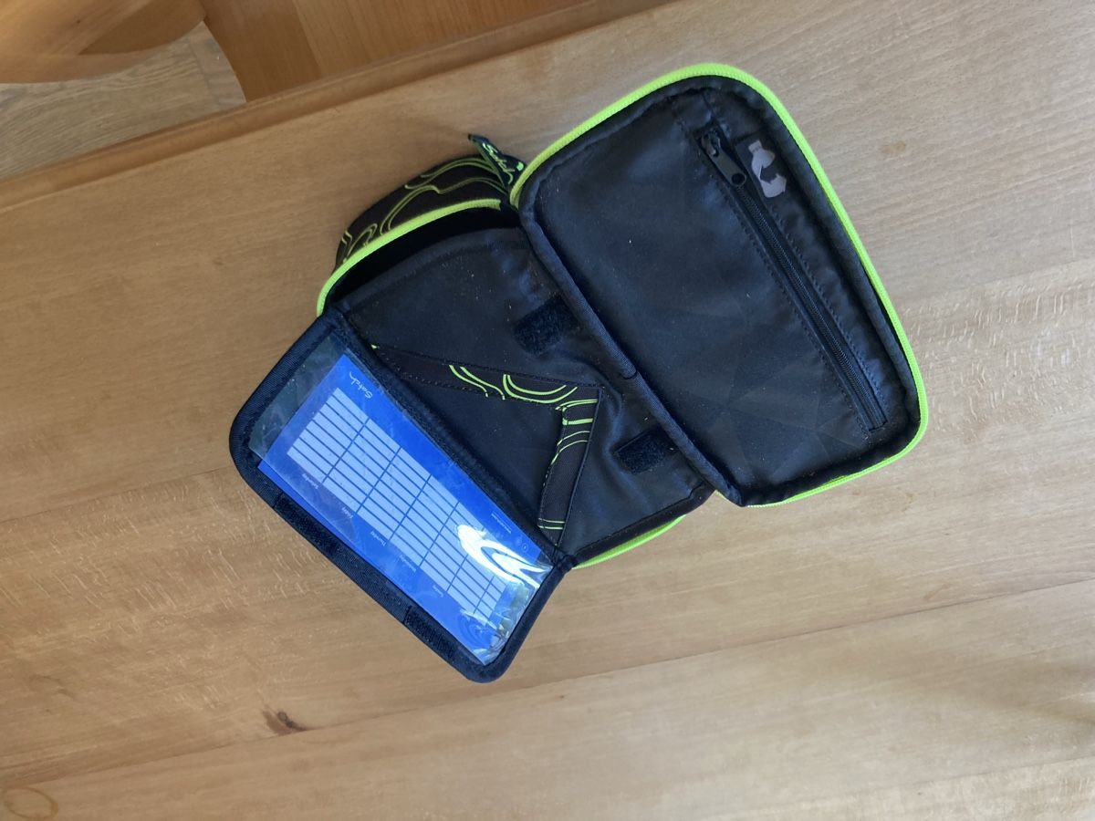 Satch Schüler-Etuis: Satch Etui – Gebraucht aus Wädenswil von Moflo 1