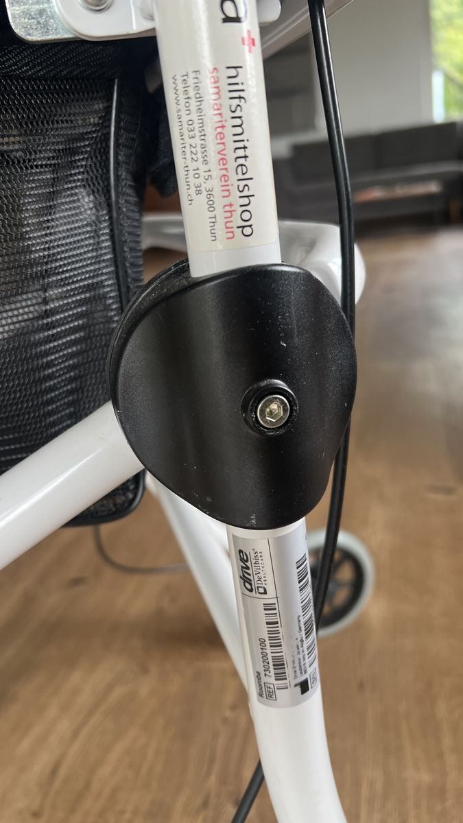 Ausili per la deambulazione: Rollator Indoor Roomba – Usato da niederscherli venduto da Kristenfret 2