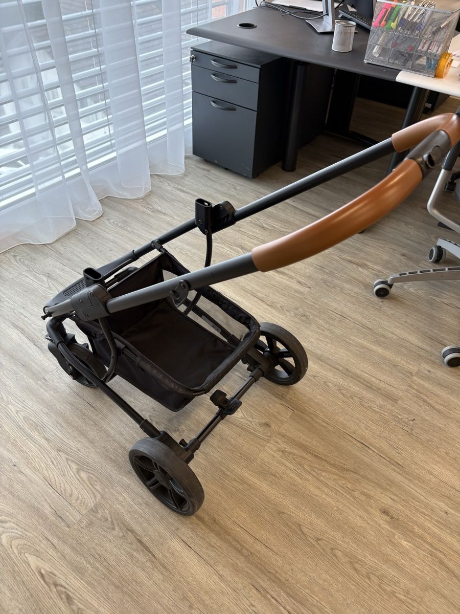 Carrozzine: Kinderwagen Pacific 4 – Nuovo (secondo la descrizione) da Uznach venduto da j.g.gashi 4
