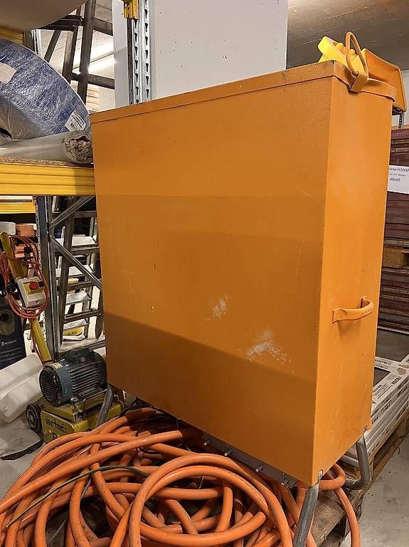 Electrotechnique: Baustromverteiler MERZ 125A / 400V / CEE – D'occasion à Lyssach par Fletch01 1