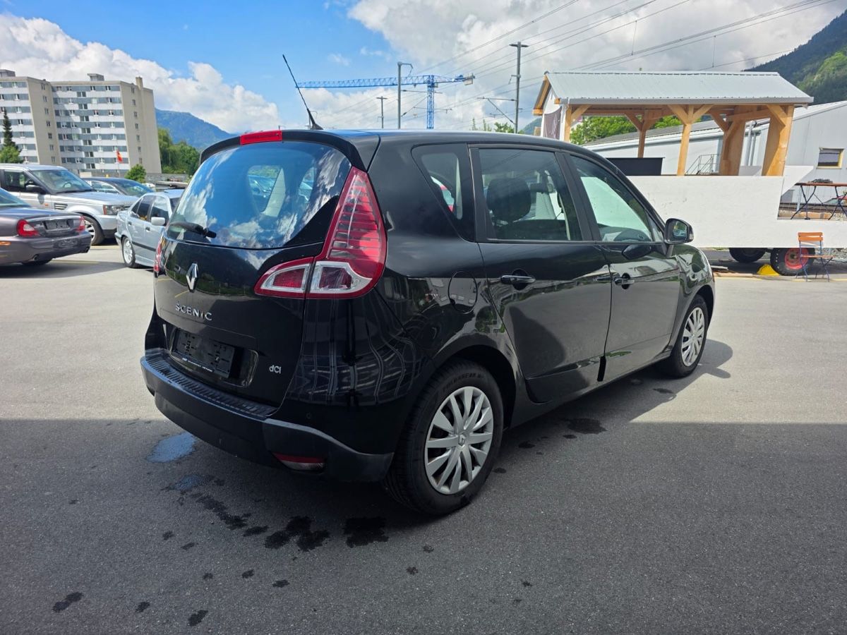 Renault Automobili: Ranault Senic 1.5 Dci – Usato da Domat Ems venduto da qen_7mfm 4