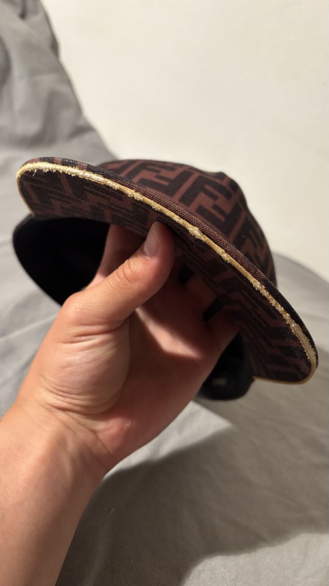Fendi Copricapi, berretti & cappellini: Casquette Fendi – Usato da Genève venduto da Nathanwatchch 4
