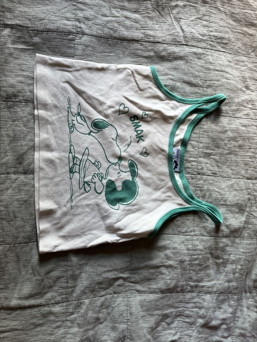 T-shirt: Vintage Snoopy Crop Top – Usato da Fribourg venduto da ncv_h2lr