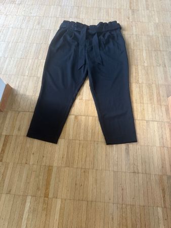 Schwarze schöne Stoffhose Gr.50 mit Stoff-Gürtel s. Masse